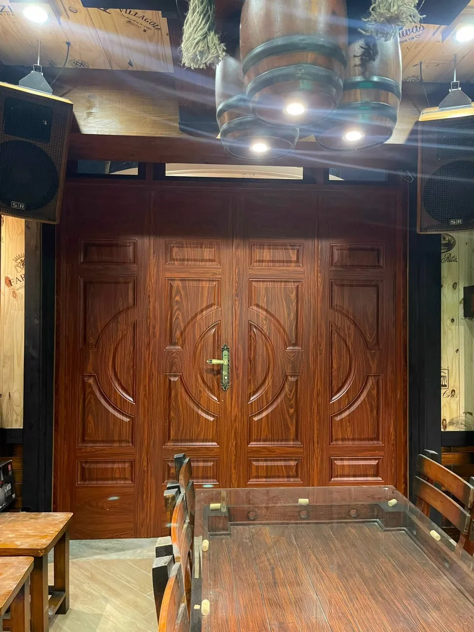 Giá cửa thép vân gỗ tại Trà Vinh